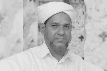 আজানের মাঝপথে হঠাৎ লুটিয়ে পড়লেন মুয়াজ্জিন, শেষ নিঃশ্বাস মসজিদে