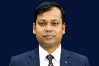 সিলেট মাজারে মাদক বন্ধ ঘোষণার একদিন পরই ডিসি সরওয়ারকে বদলি