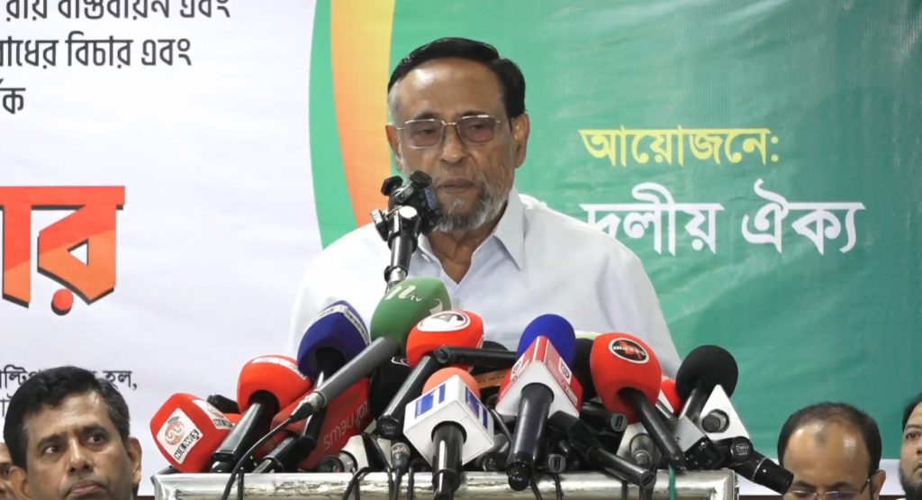 তারেক রহমানকে ঢাকার বাইরে রাত্রিযাপন না করার পরামর্শ অলি আহমদের