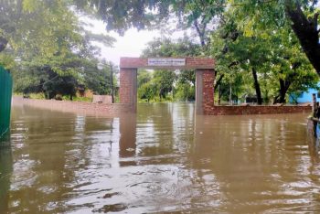 চট্টগ্রামে সাড়ে ৪ লাখ মানুষ পানিবন্দি