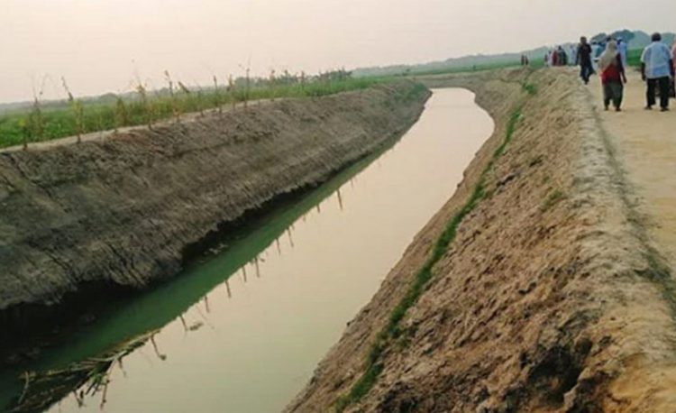 খাল খনন শেষে রাষ্ট্রীয় কোষাগারে ফেরত দেওয়া হলো ২২ লাখ টাকা