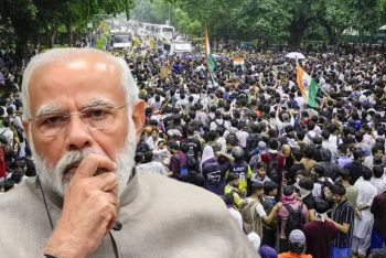 আন্দোলনে কাঁপছে দিল্লি, চাপের মুখে মোদি সরকার
