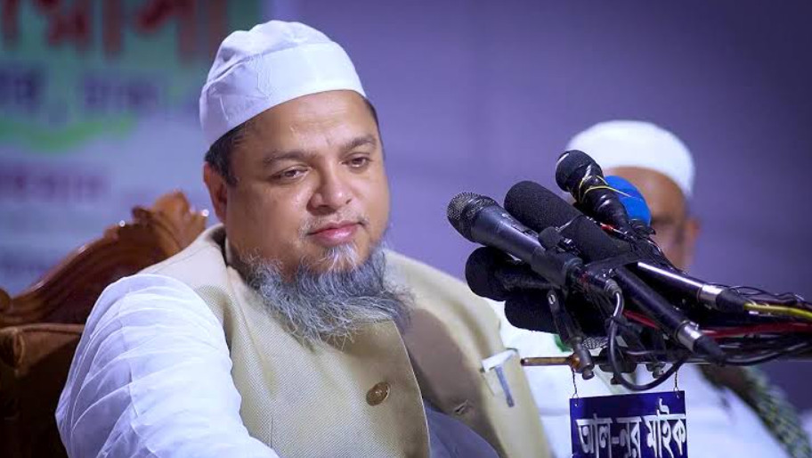 এক বছরের সব ওয়াজ-মাহফিল স্থগিত করলেন মাওলানা খালিদ সাইফুল্লাহ আইয়ুবী