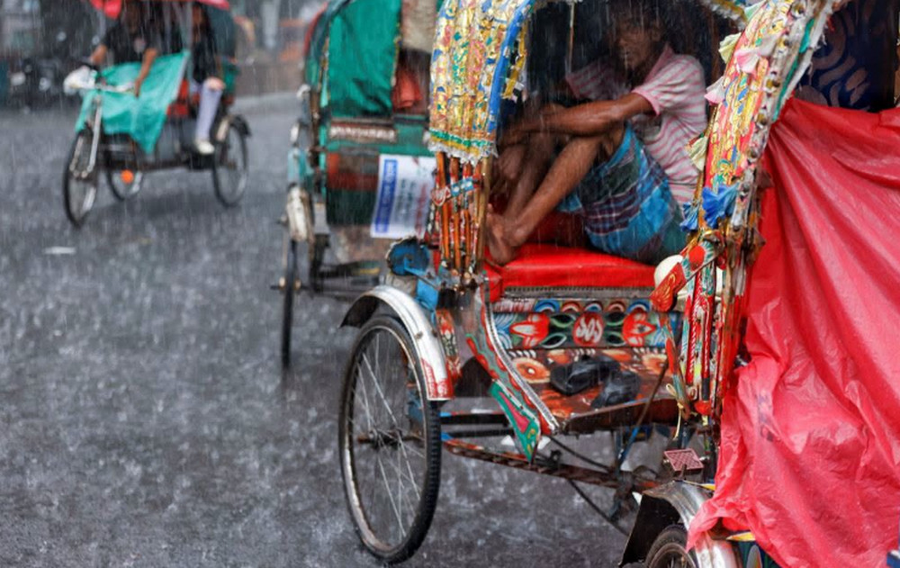 আবহাওয়া নিয়ে দুঃসংবাদ; ভারী বর্ষণ থাকবে যতদিন  