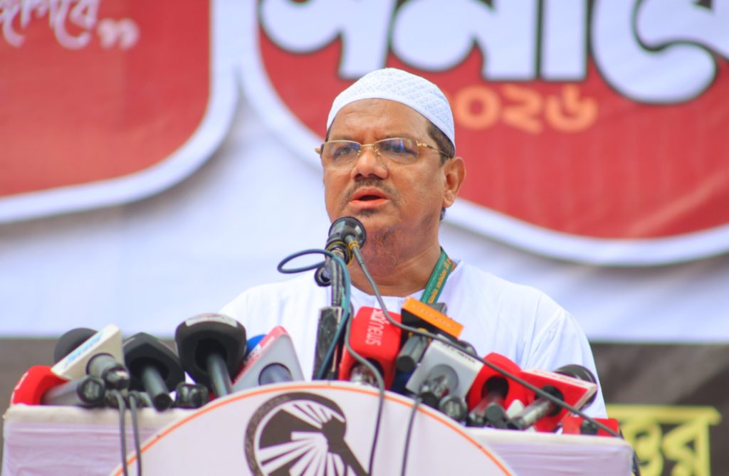 সরকার জনগণের পালস বুঝতে ব্যর্থ হয়েছে : চরমোনাই পীর