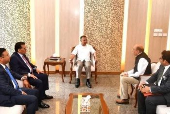 প্রধানমন্ত্রীর সঙ্গে ভারতীয় হাইকমিশনারের সাক্ষাৎ