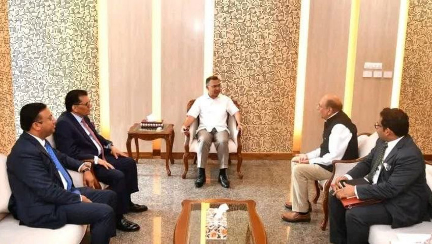 প্রধানমন্ত্রীর সঙ্গে ভারতীয় হাইকমিশনারের সাক্ষাৎ