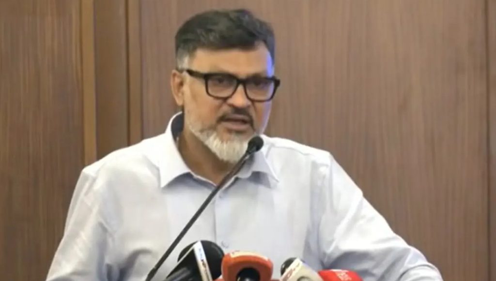 ঢাকাকে দুর্গন্ধমুক্ত-পরিষ্কার নগরী গড়তে কাজ করছে ডিএনসিসি : প্রশাসক