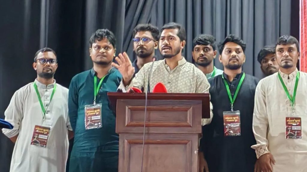 এত আন্দোলন করেন, সরকার ক্ষমতা ছেড়ে দিলে দেশ চালাবে কে: প্রশ্ন প্রতিমন্ত্রী নুরের