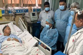 বিদ্যুৎমন্ত্রীকে দেখতে হাসপাতালে রাষ্ট্রপতি