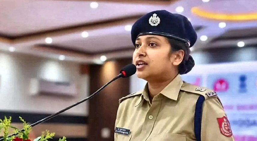 ‘আসসালামু আলাইকুম’ ও ‘ইনশাআল্লাহ’ বলায় ভারতে নারী পুলিশ কর্মকর্তাকে বদলি