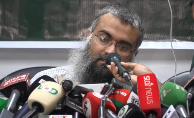 ‘কারারক্ষীরাও আওয়ামী লীগের, আমাকে ‘জুলাই জঙ্গি’ বলে গালি দিত’