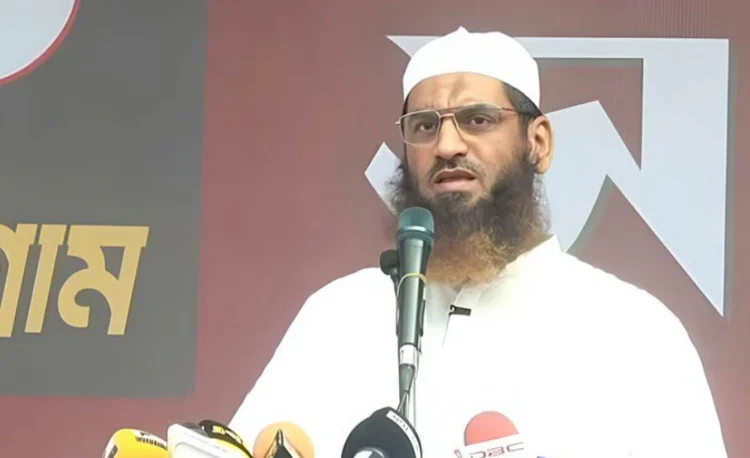 আমরা সংবিধান সংস্কার ও রাষ্ট্র মেরামতের দাবি নিয়ে মাঠে নেমেছি: মাওলানা মামুনুল হক