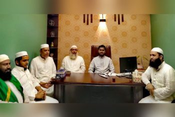 মুফতী নাসরুল্লাহ বদরের লাশ দেশে আনার দাবিতে প্রবাসী কল্যাণ প্রতিমন্ত্রীর সঙ্গে আলেমদের সাক্ষাৎ