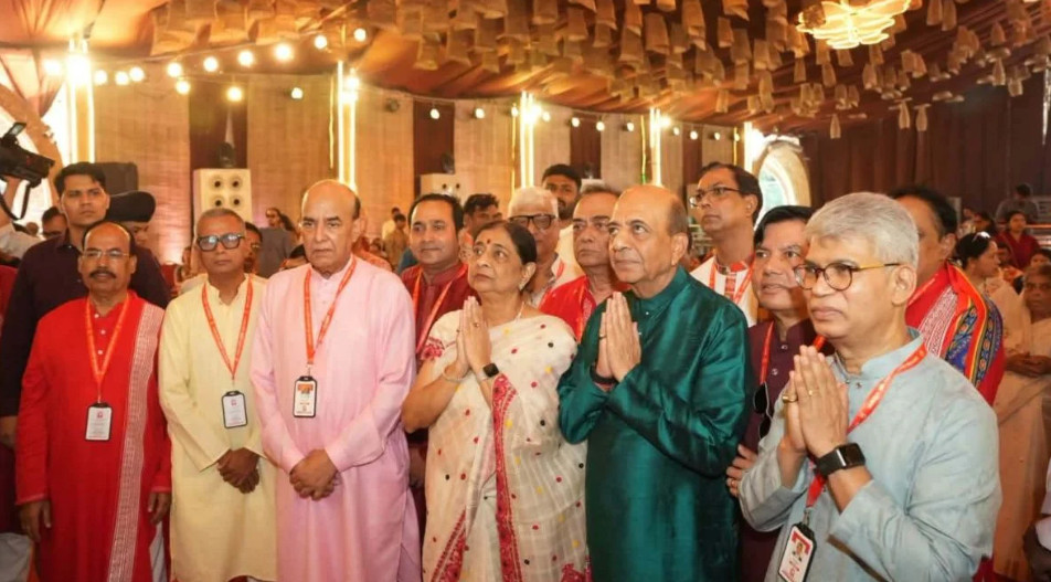 ভারতের সঙ্গে বাংলাদেশে পূজার পরিবেশের কোনো পার্থক্য নেই: দীনেশ ত্রিবেদী