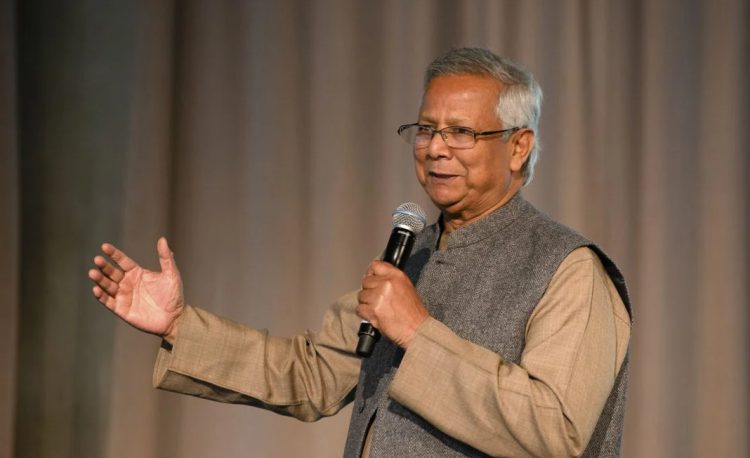 দেশের সর্বস্তরের মানুষের কাছে প্রযুক্তি ও সেবা পৌঁছে দিতে হবে: ড. ইউনূস