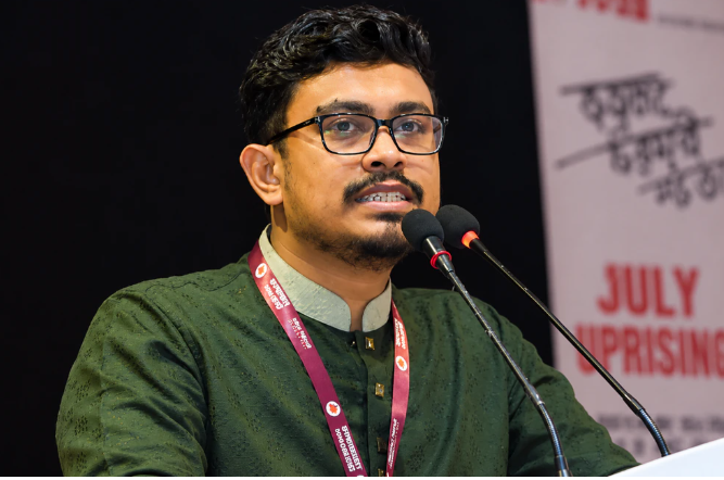 পুরোনো ফ্যাসিবাদ আবার নতুন করে ফিরে আসছে: সাদিক কায়েম